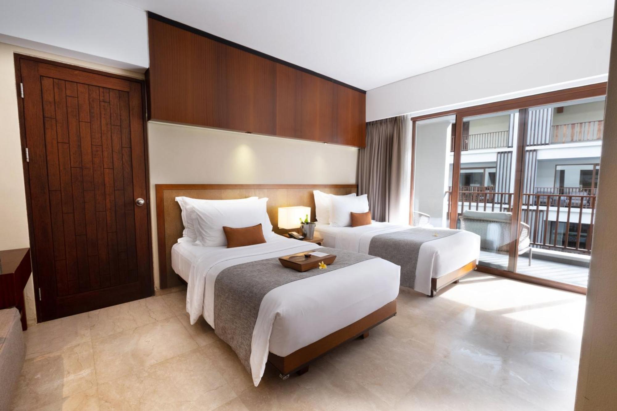 The Magani And 5* Legian